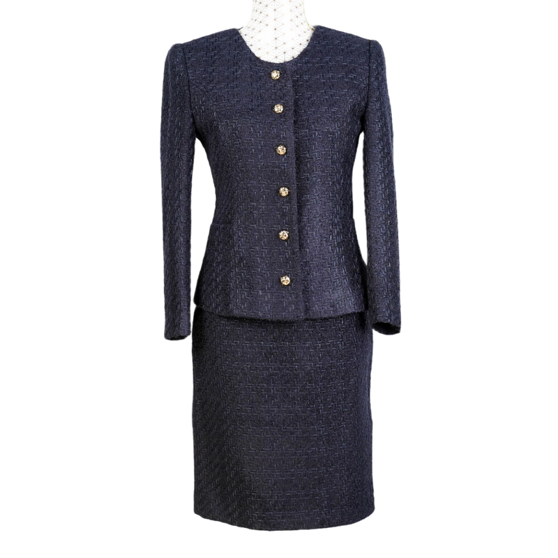 NEW CHANEL LOOK SUIT NAVY