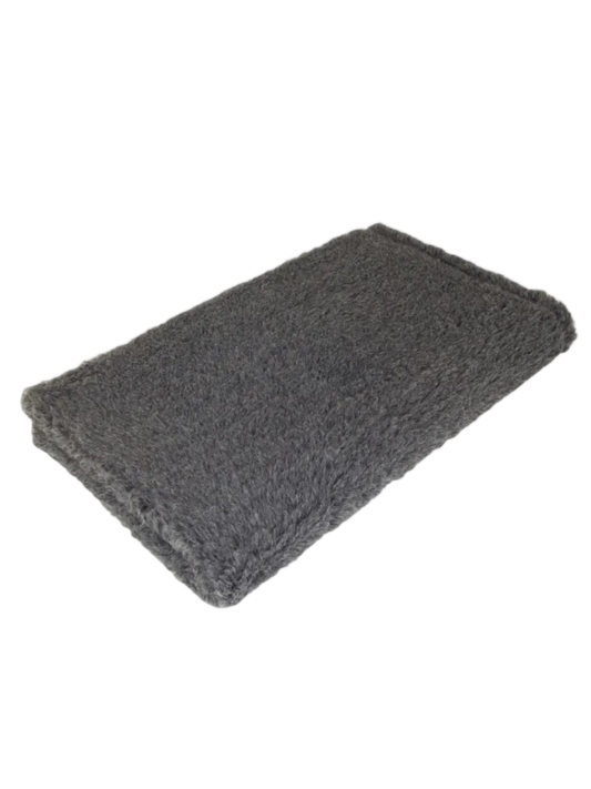 CBK Tykke Vetbed Grå Med Grøn Bagside 100x150cm - 30mm Lud