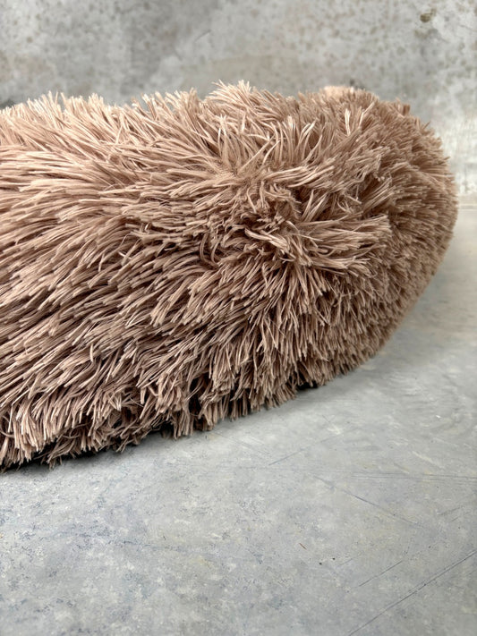 CBK Luksus donut hundeseng mørk sand