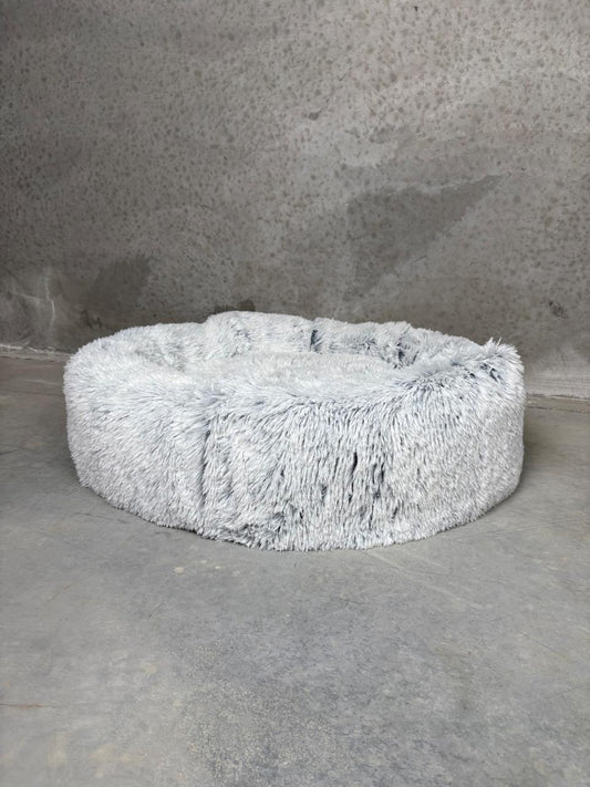 CBK Luksus donut hundeseng frossen hvid