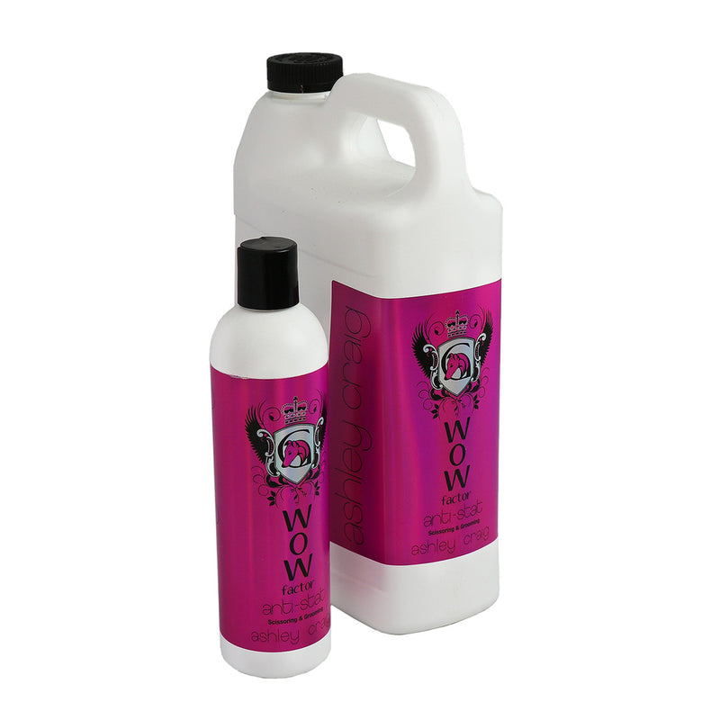 WOW Anti-Stat fra Ashley Craig fås i 500 ml og 4 liter. Effektiv antistatisk styling-spray. Fås kun hos GroomUs.
